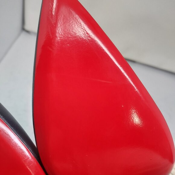 CHRISTIAN LOUBOUTIN Sporty Kate Black Pump - Picture 9 of 13